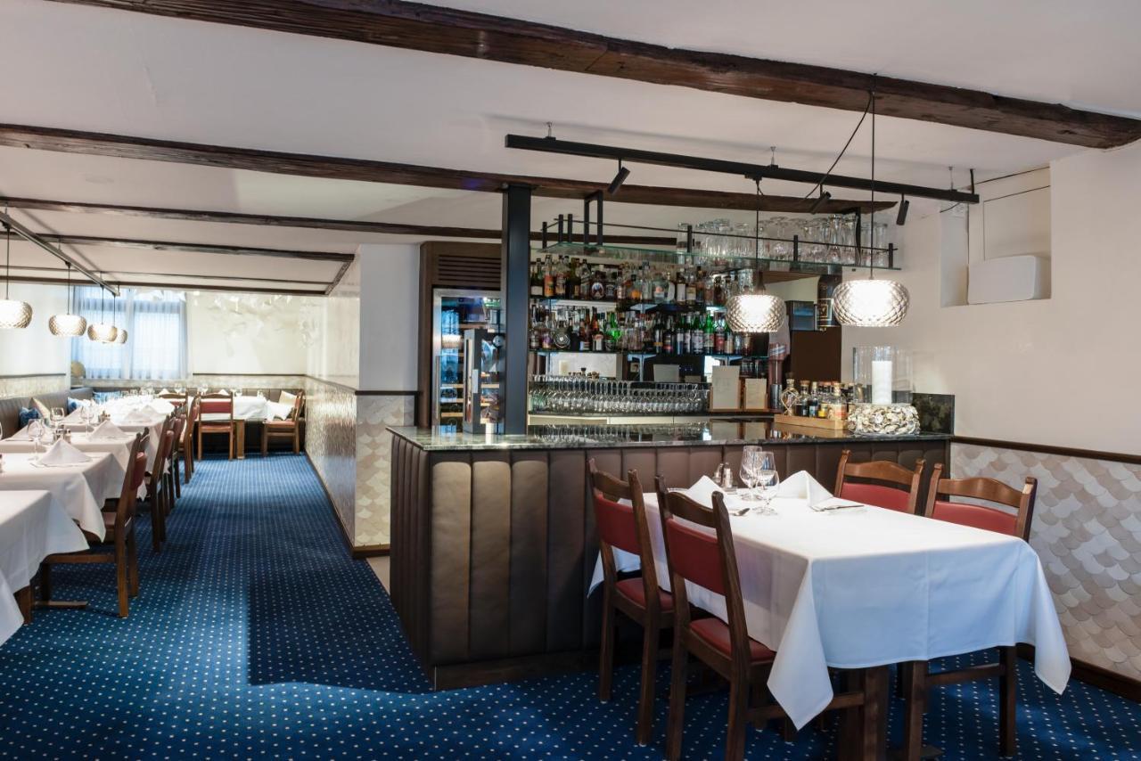 Hotel & Restaurant Roessli ชตานส์ชตัดท์ ภายนอก รูปภาพ