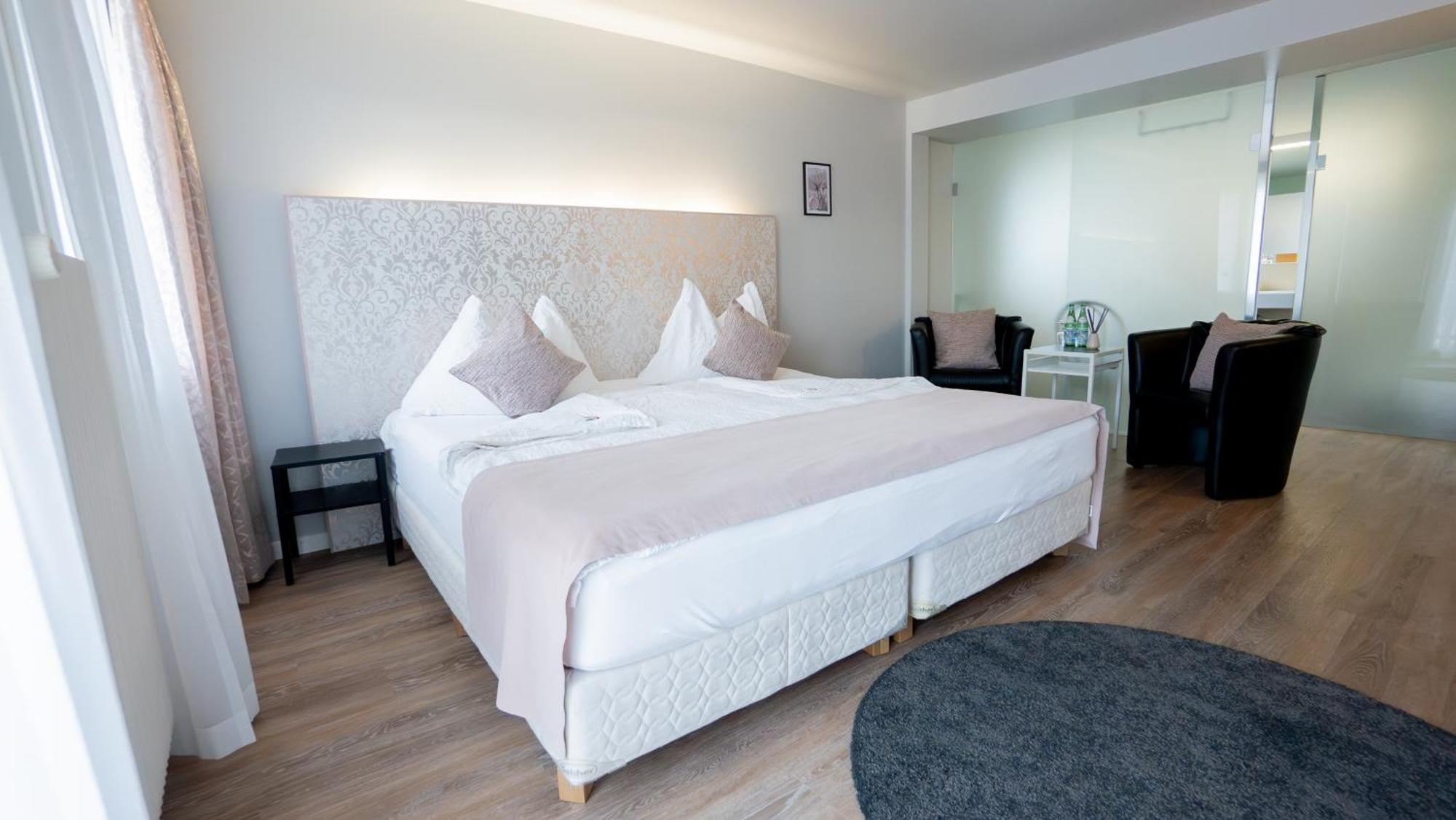 Hotel & Restaurant Roessli ชตานส์ชตัดท์ ภายนอก รูปภาพ